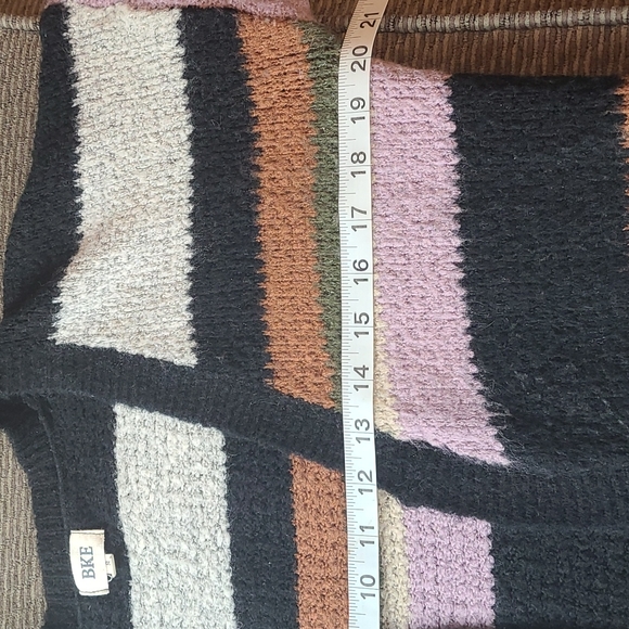 BKE Cardigan - Picture 9 of 12